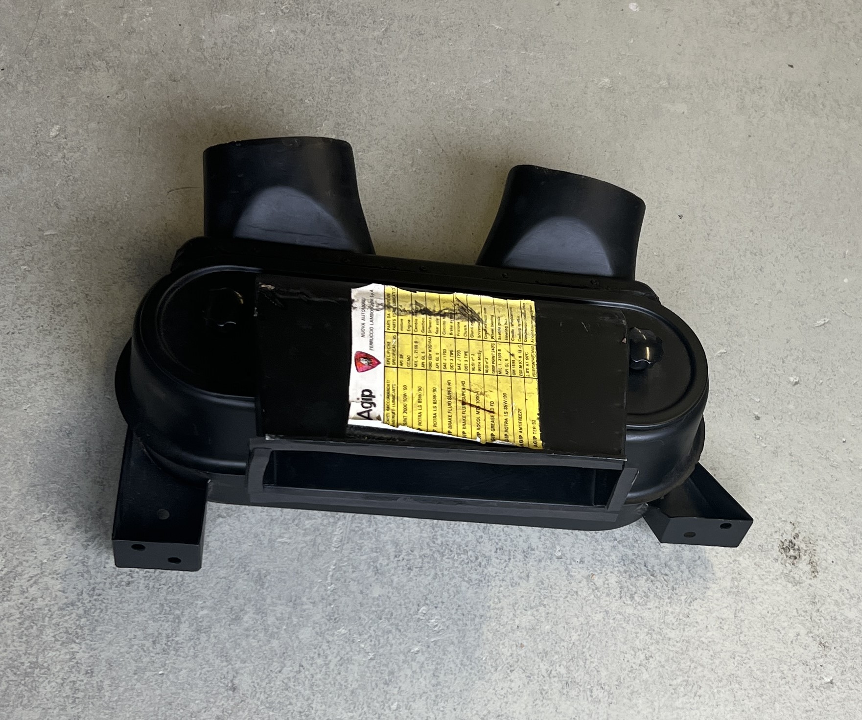 Lamborghini Urraco P300 + Jalpa - Central Airfilter Box / Zentrale Luftfilteranlage
