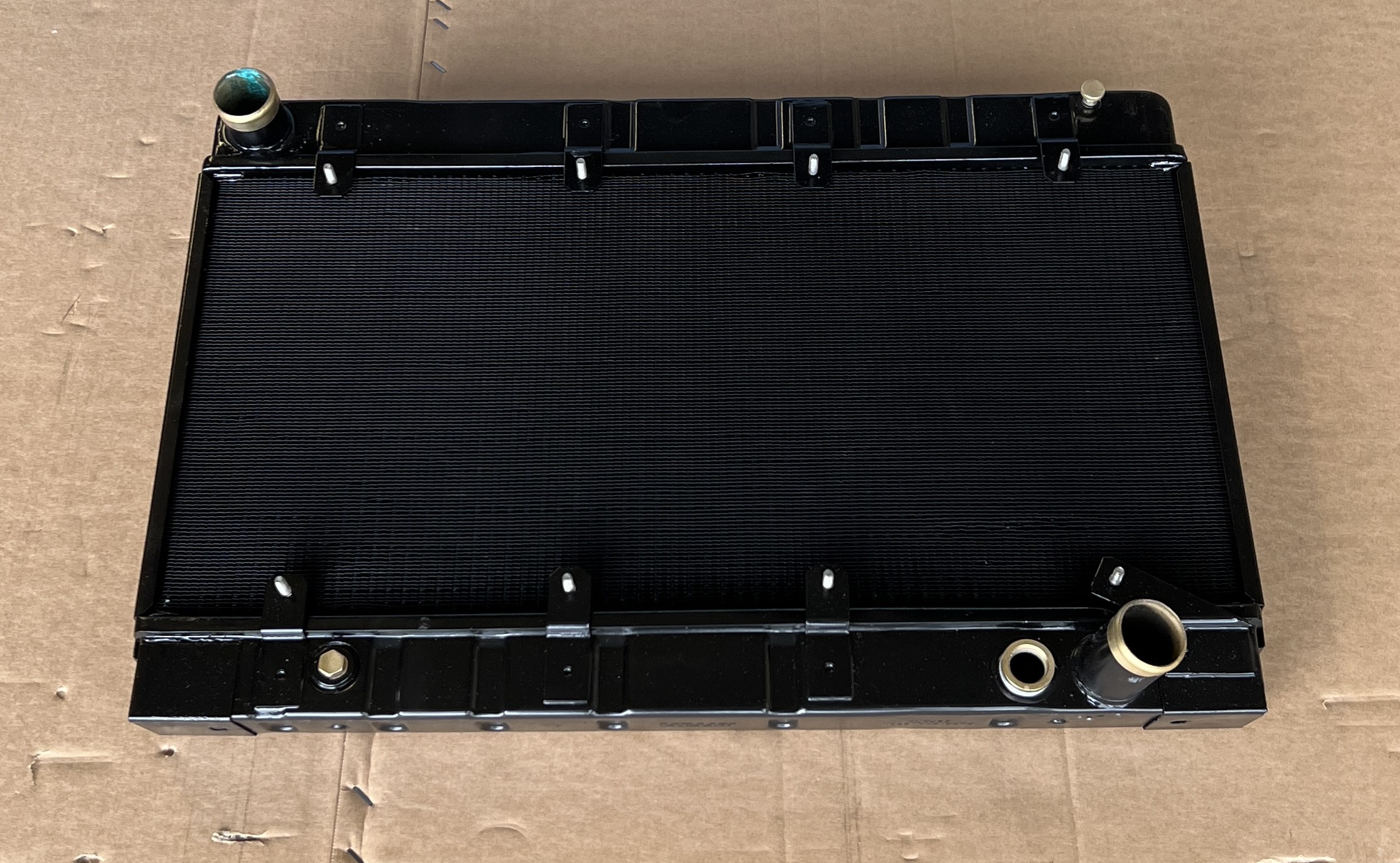 Ferrari Mondial 3.2 QV - Water Radiator / Wasser-Kühler