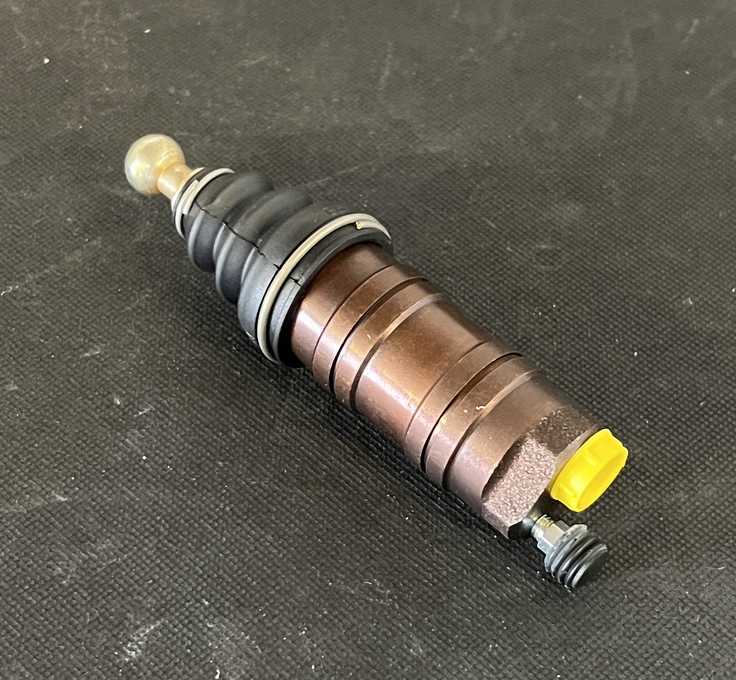 Clutch Slave Cylinder / Kupplungsnehmer Zylinder