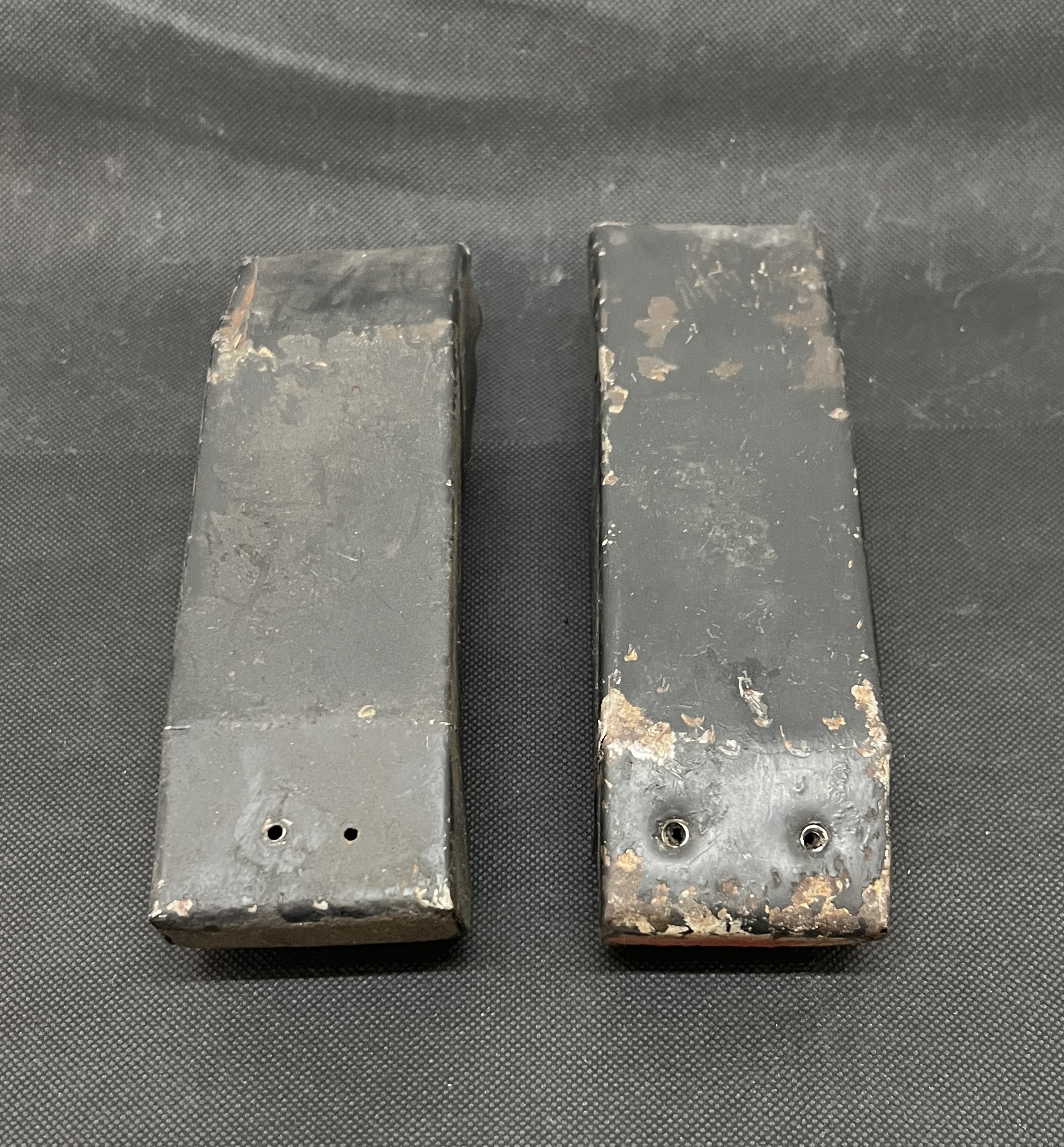 Lamborghini Espada - Pair of Bonnet Hinge Covers / Paar Abdeckungen für Motorhaube