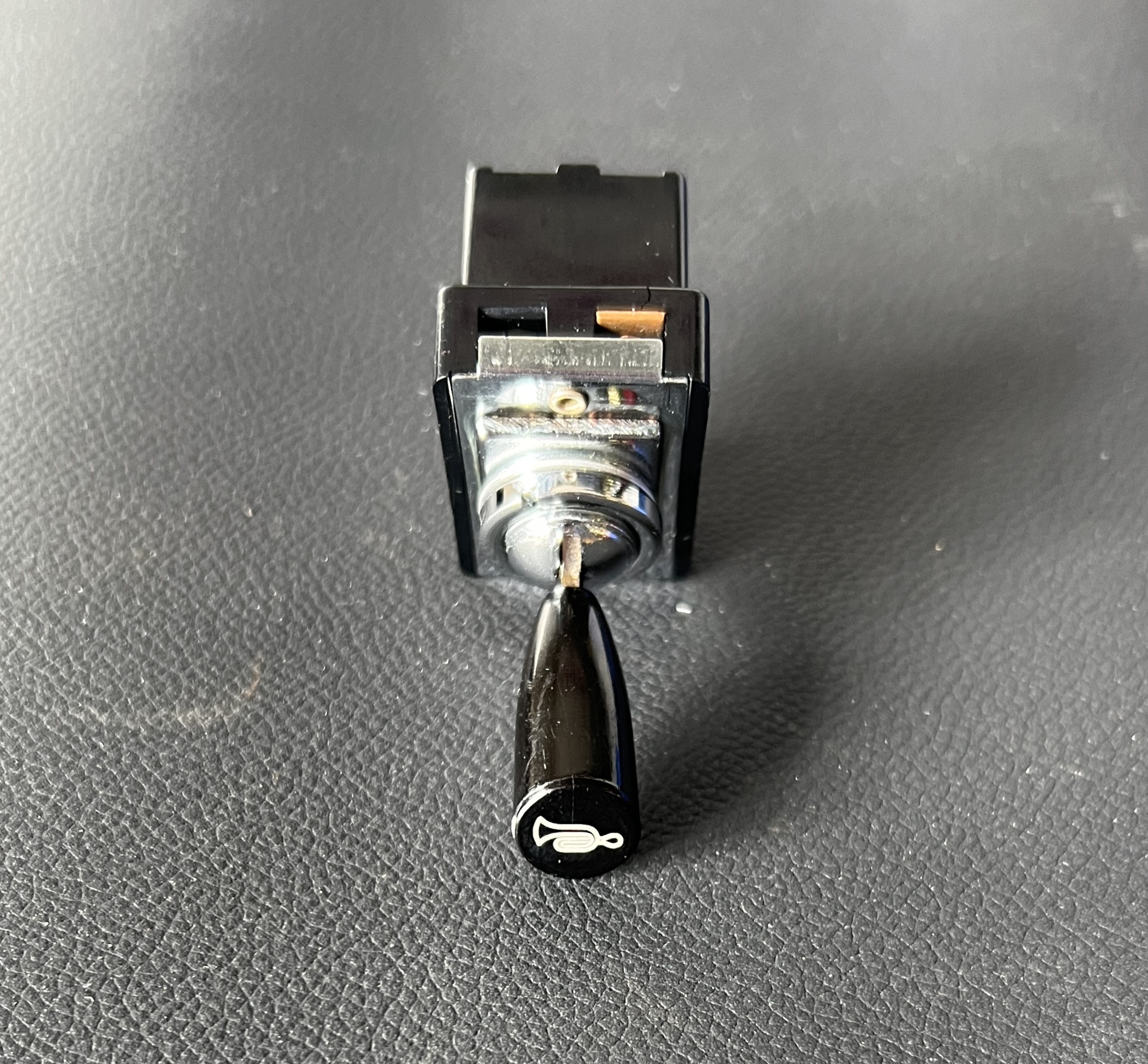 Horn Switch / Hupenschalter