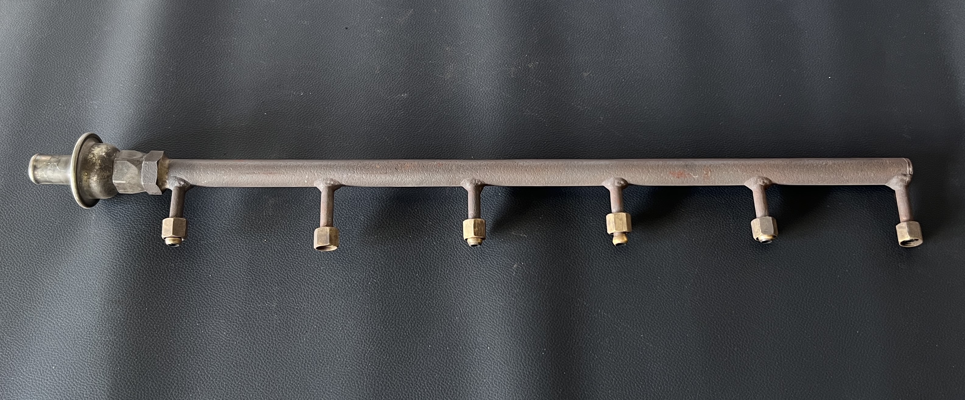 Lamborghini Countach LM002 - Manifold for Secondary Air / Luft-Leitung für Zusatzluftpumpe