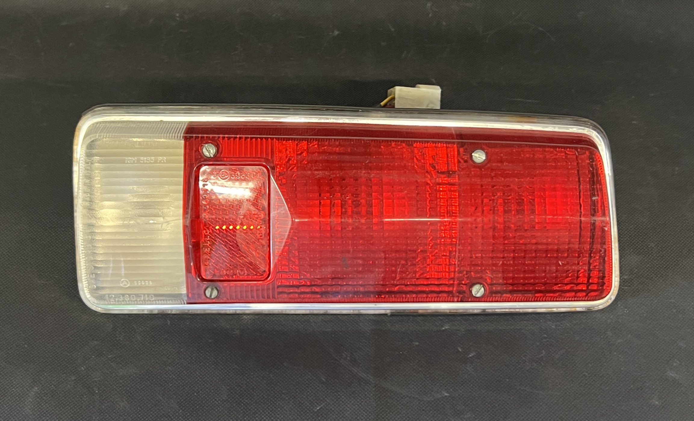 Rear Light RH / Rücklicht rechts - US Version