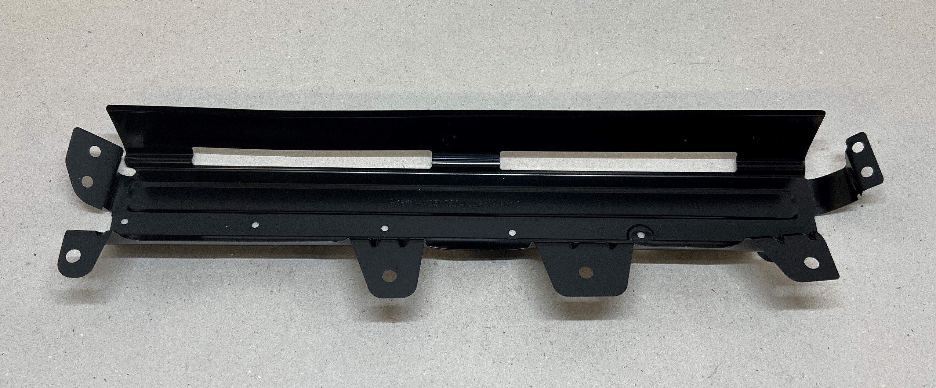 Ferrari GTC4 Lusso - RH Lateral Airbag Mounting Bracket / Halter Airbag rechts