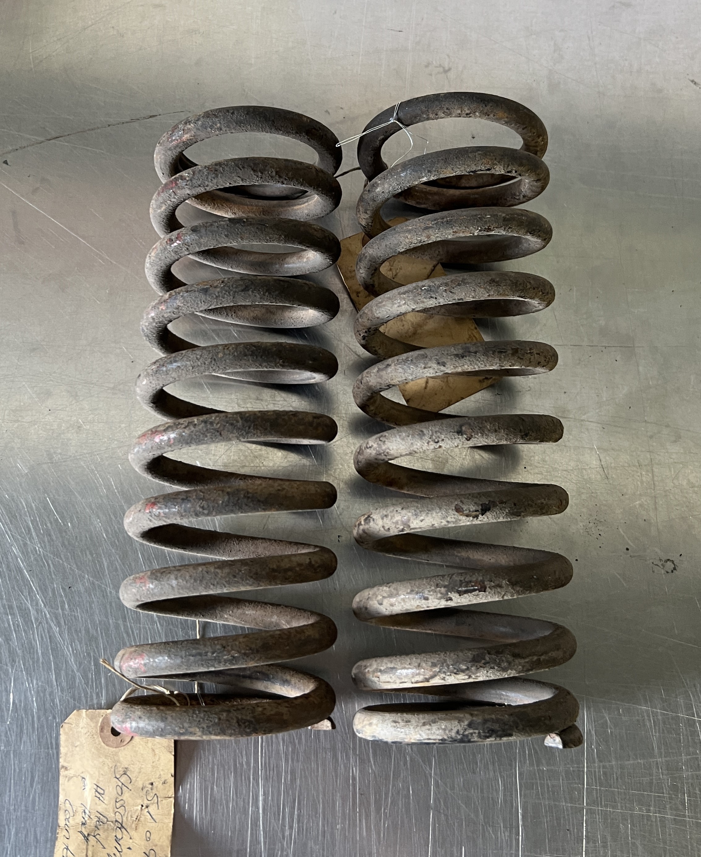 Lamborghini Countach - Front Springs Pair / Federn Paar Vorne