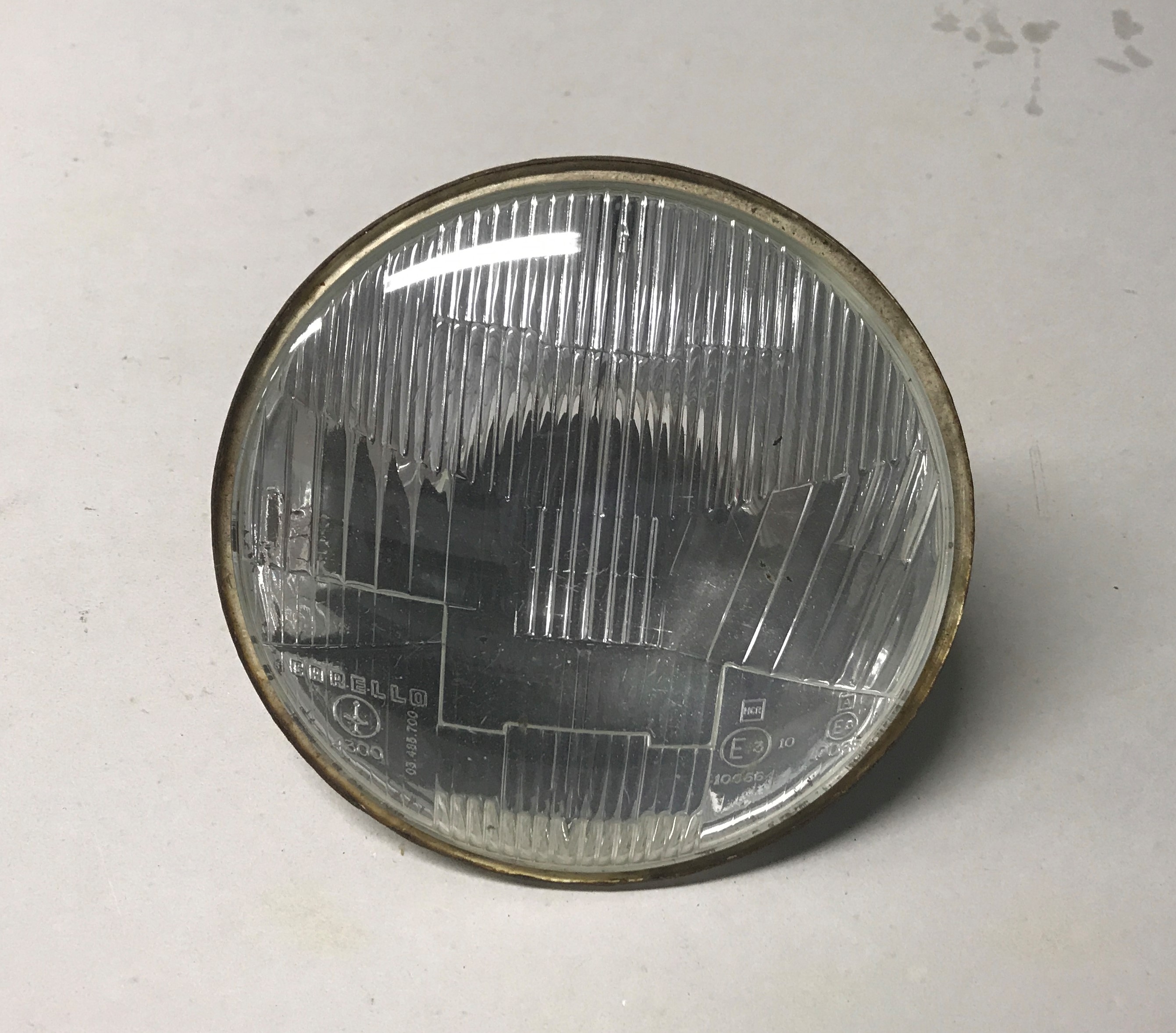 CARELLO 7" H4 - Headlight / Scheinwerfereinsatz
