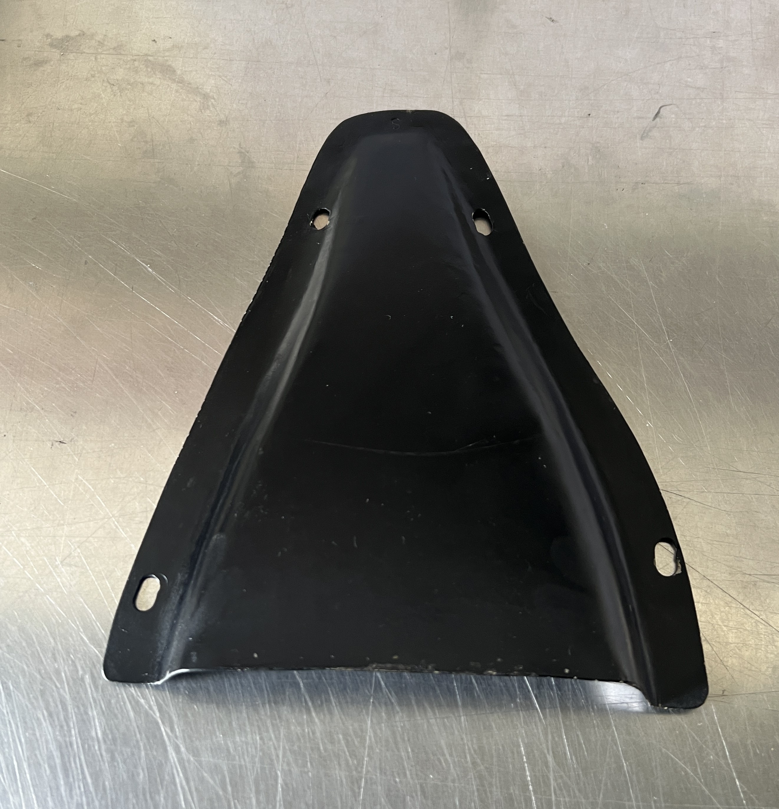 Lamborghini Espada - Air Intake at Front Hood / Lufteinlass an Motorhaube
