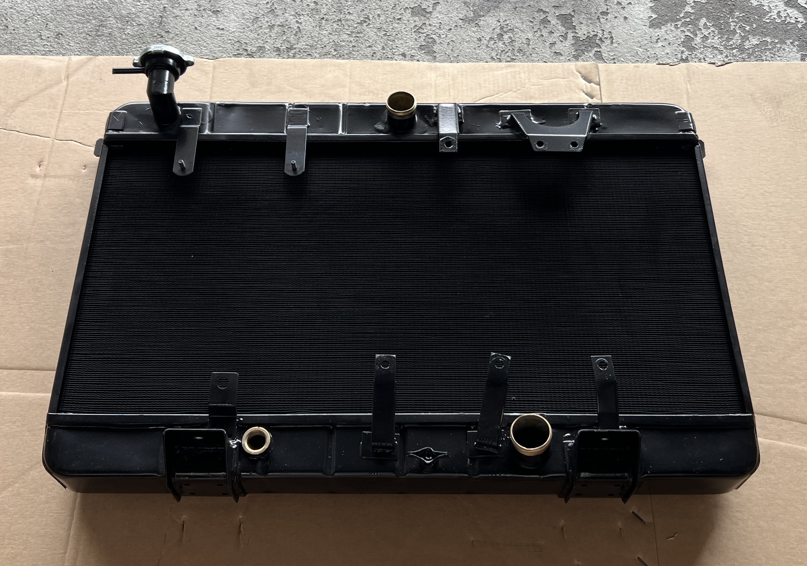 Ferrari 400i - Water Radiator / Wasserkühler