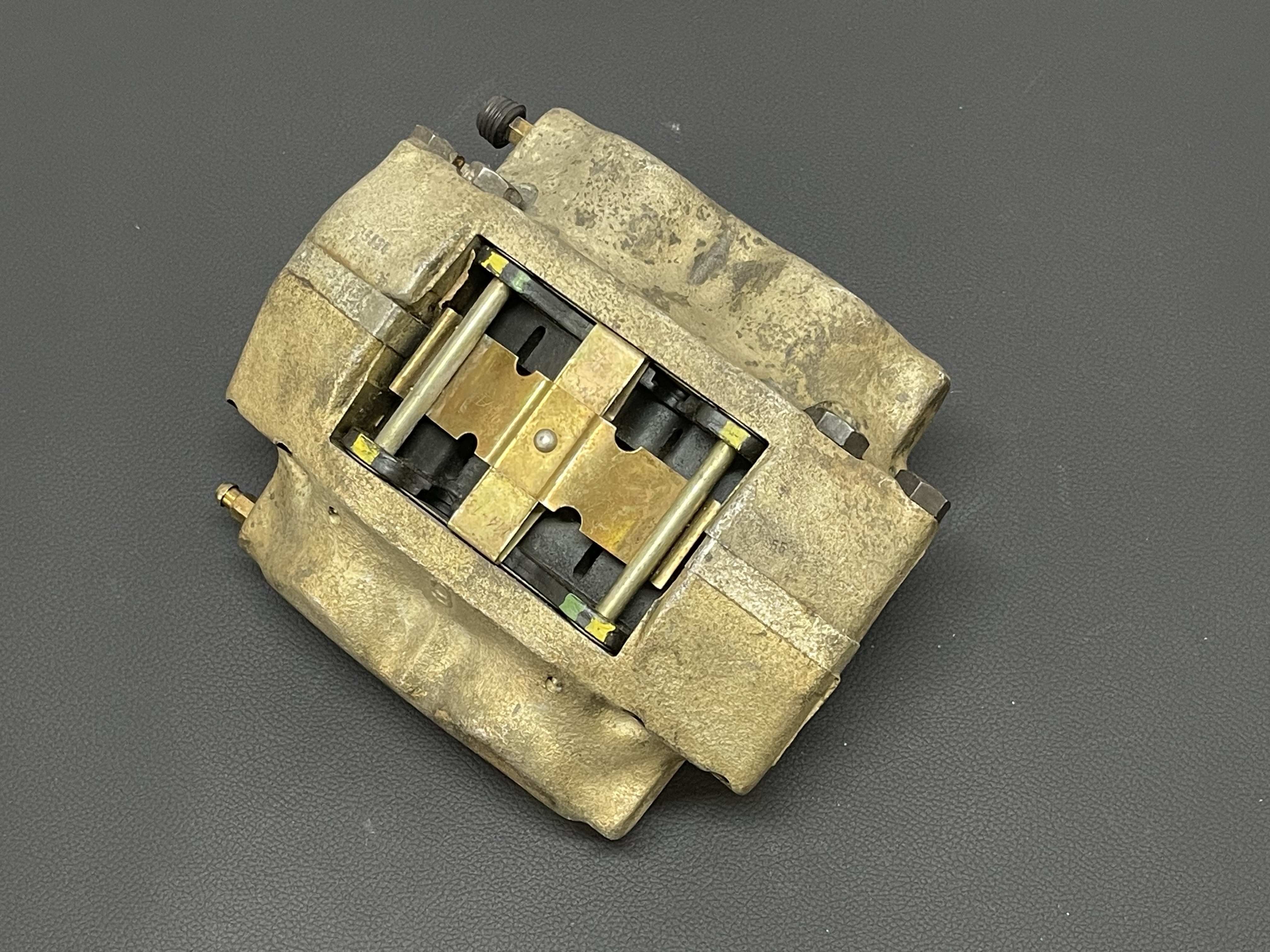 Lamborghini Countach - Rear Brake Caliper RH Unvented ATE / Hinterer ...