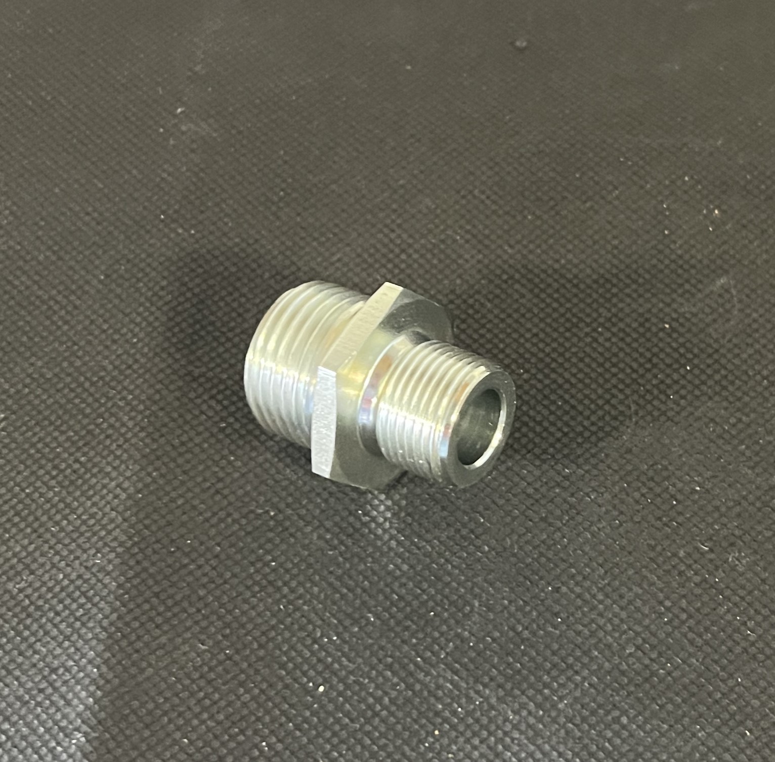 Adapter for Oilfilter / Adapter für Ölfilter