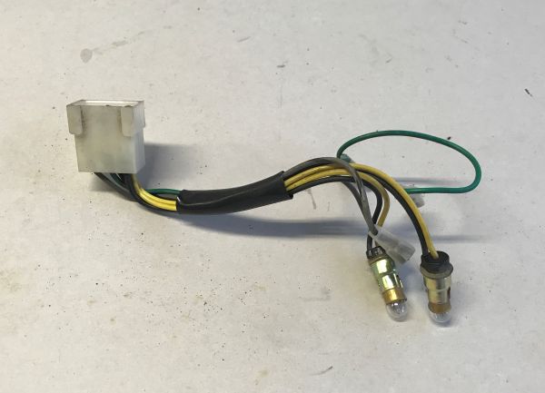 Cables behind Center Console Instruments / Kabelsatz hinter Instrumenten in Mittelkonsole