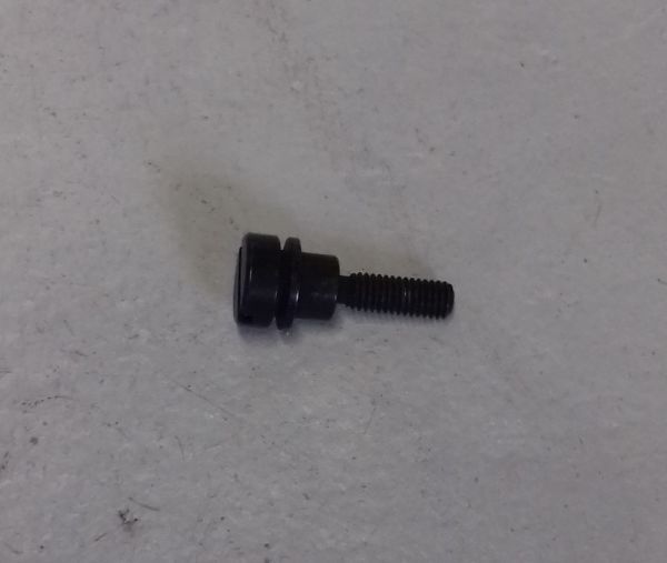 Pin at Sparewheel Fixation / Pin an Reserverad Befestigung